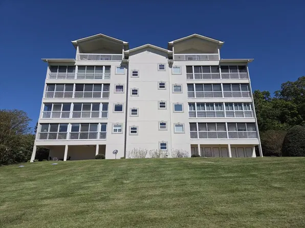 3021 Allison Ct, Young Harris, GA 30582