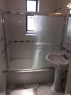 Sold by Benjamin Realty Since 1980 | media 29