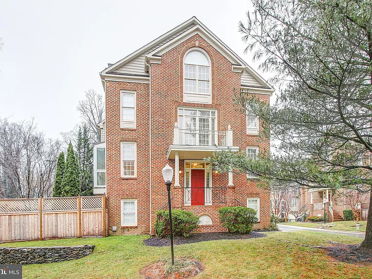 9700 Whitley Park Pl #Townhouse 19 — Photo 1