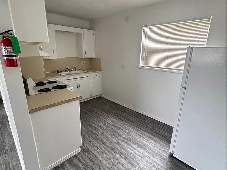 Hudson Park Apartments — Photo 3