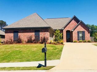 120 Clearview Dr W, Madison, MS 39110