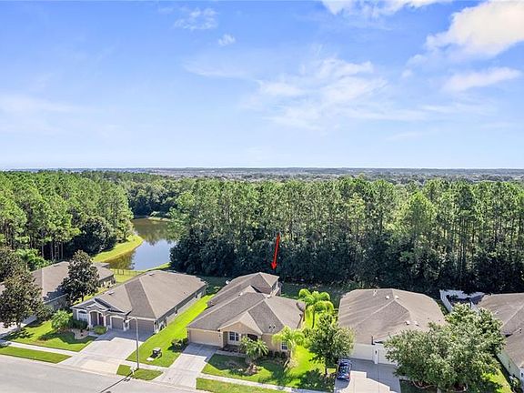 2nd image of 7450 Crescent Palm Dr