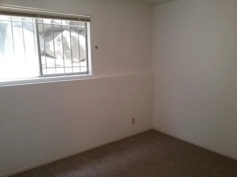 Malabar Apartments — Photo 10
