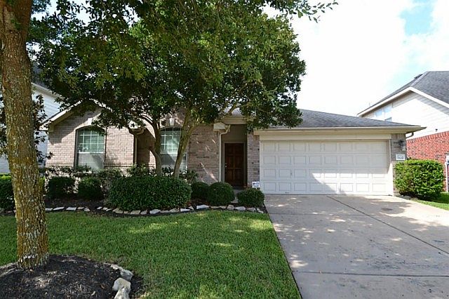 1st image of 7122 Grants Hollow Ln