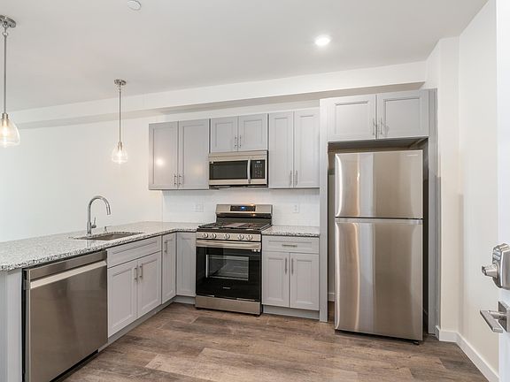 3rd image of 1307 Germantown Ave #29E