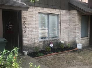 2305 De Lee St, Bryan, TX 77802