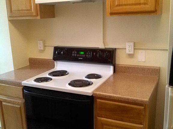 5th image of 909 Montgomery Ave #1xg1444j1