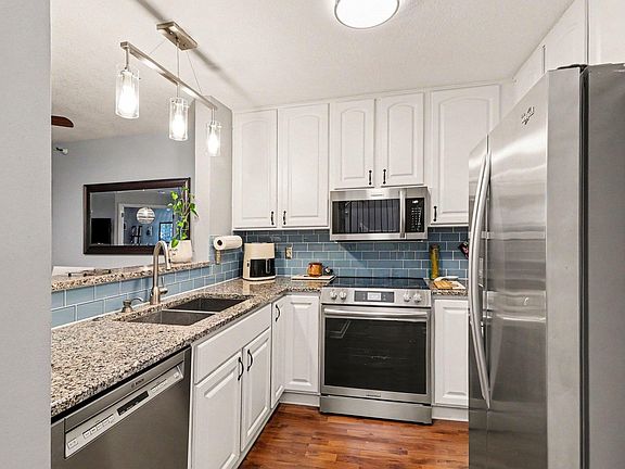 5th image of 7601 Edinborough Way APT 6308