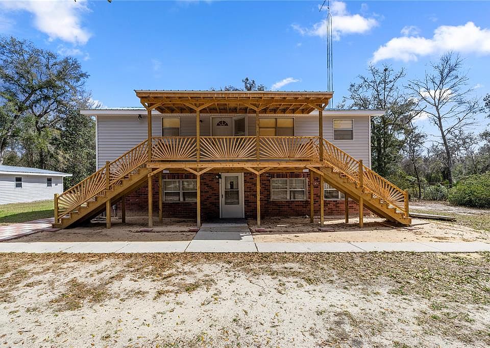 1st image of 17645 NE 61st Street Rd