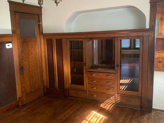 3rd image of 3266 N Buffum St #3268
