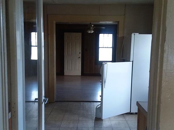 5th image of 601 Givens St