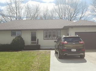 531 Reiter Ave, Palmer, IA 50571