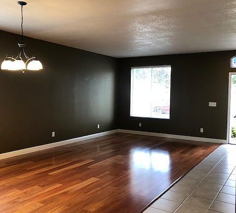 4th image of 9131 N Matus Ave