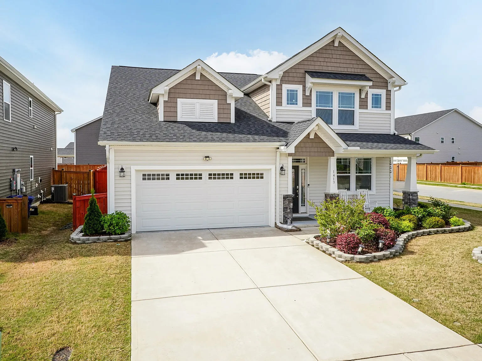 4 bed, 3.5 bath, 3240 sqft, $2,795 — Photo 1