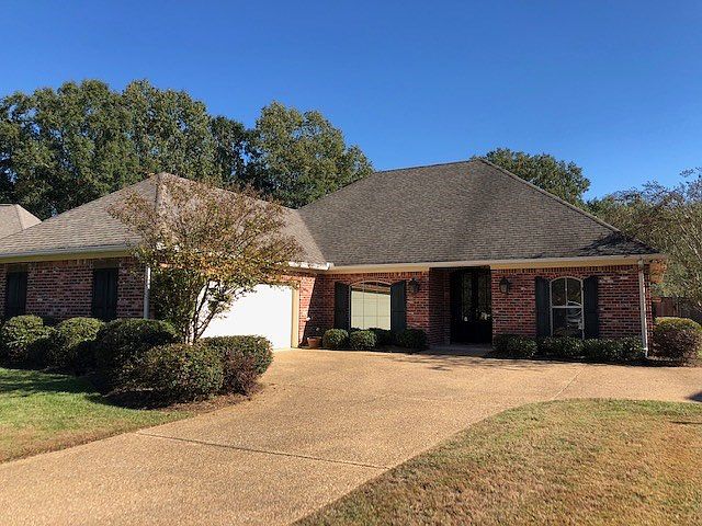 1st image of 111 Bear Creek Ct