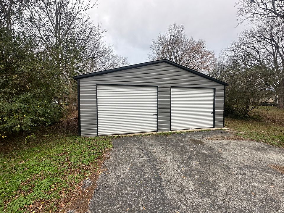 2nd image of 158 Harts Bridge Rd
