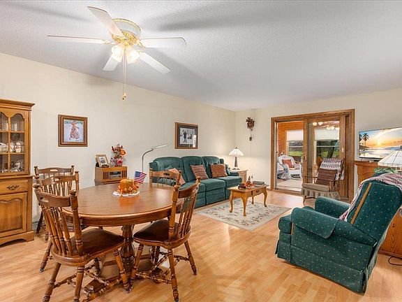 5th image of 710 Pondhurst Cir