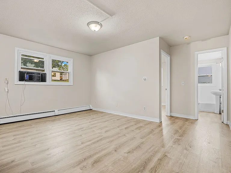 Sprint Depot Apartments — Photo 10