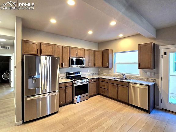 3rd image of 5321 Palomino Ranch Point