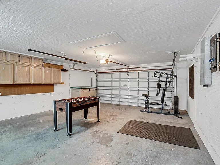 2445 Keiser Ct — Photo 28