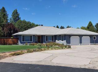 2900 Oakridge Ave, Central Point, OR 97502