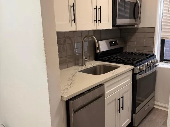 98-50 67th Avenue image 4 of 11