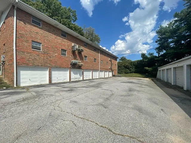 Ben Louis Drive — Photo 2