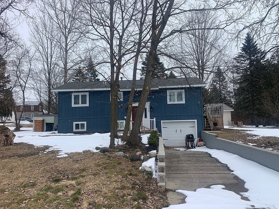 1st image of 313 Bowen St