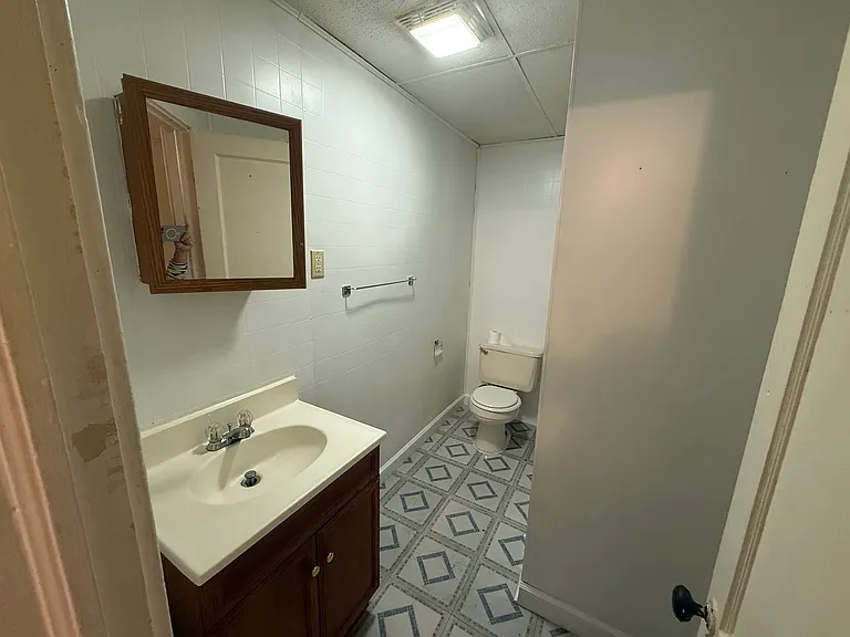 45 S Earl St #3 — Photo 5