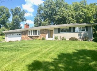 474 Timberland Dr, Dixon, IL 61021