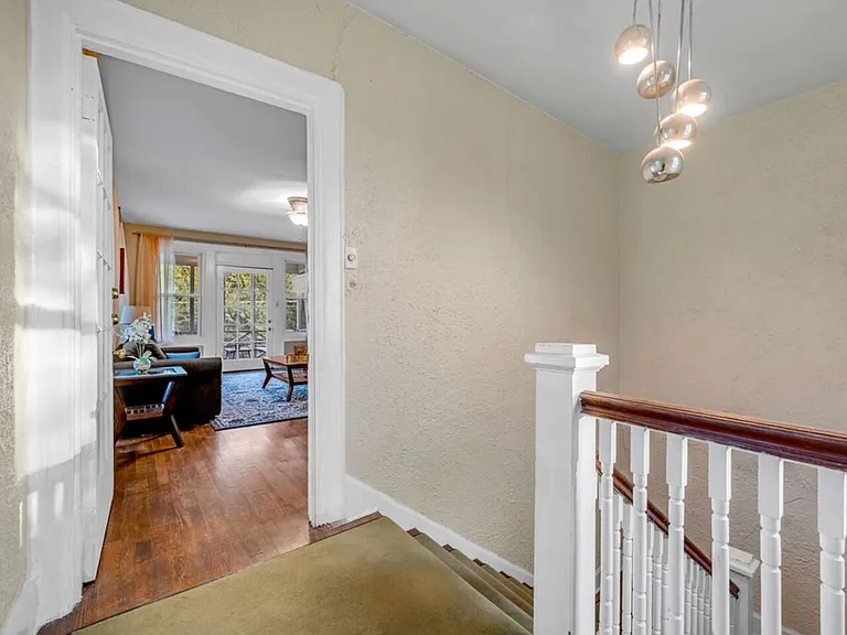 4303 Vandelia St — Photo 13