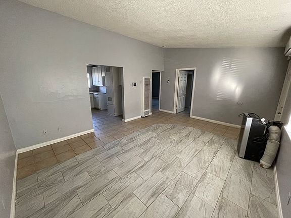 5th image of 6385 El Dorado Ave