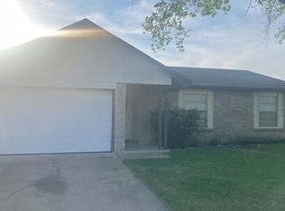 6541 Wakefield Rd, North Richland Hills, TX 76182