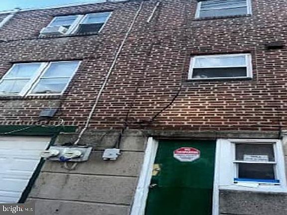 2nd image of 1567 Stevens St