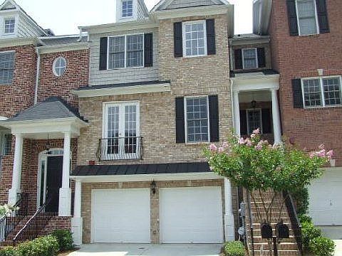 5822 Riverstone Circle