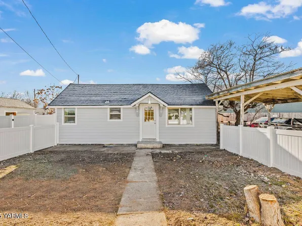 1906 Willow St, Yakima, WA 98902