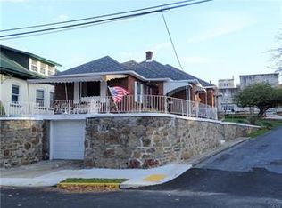 916 E Linden St, Allentown, PA 18109