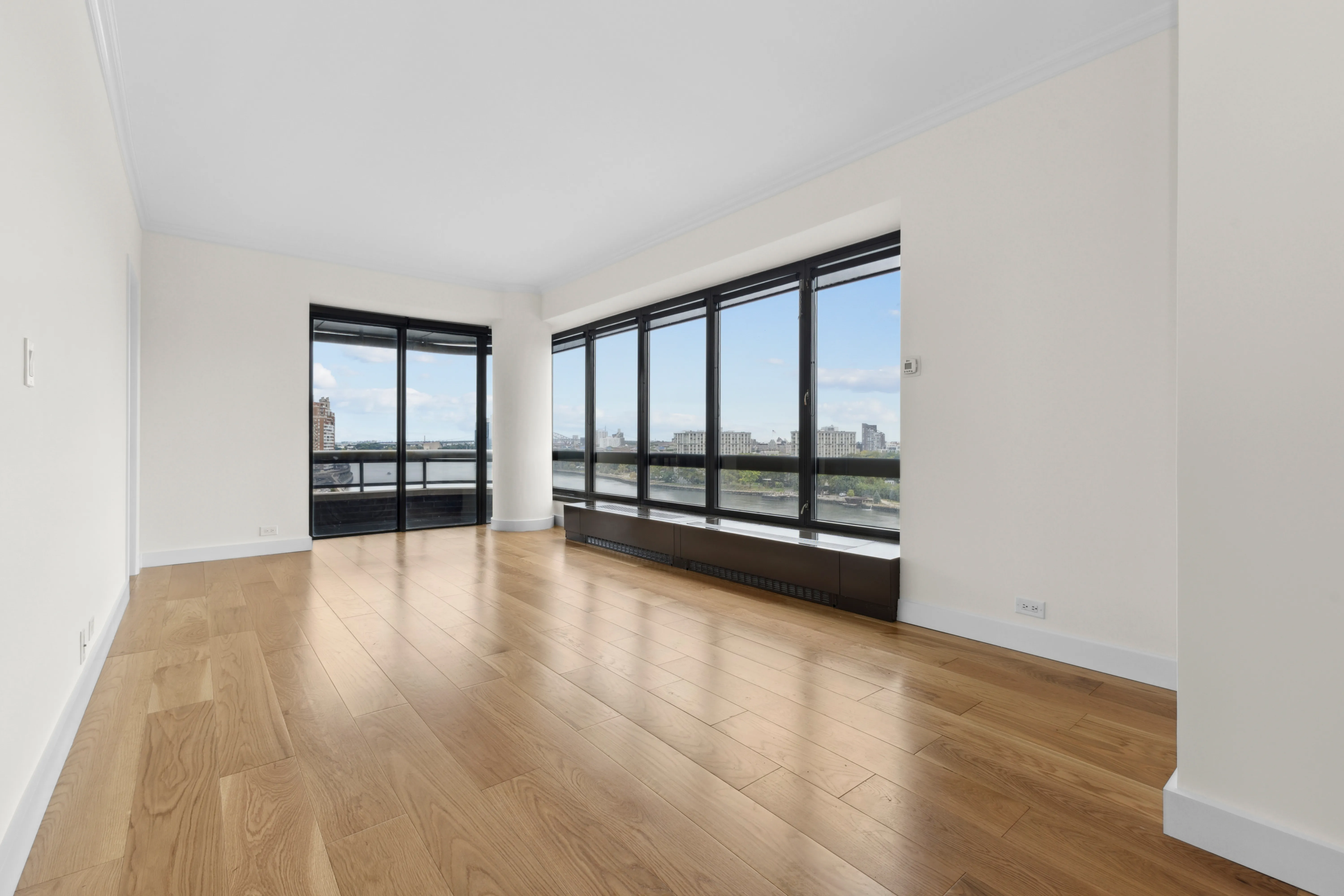 ２点セット 80 house on the hill 530 East 76th Street #10G in Lenox Hill, Manhattan | StreetEasy