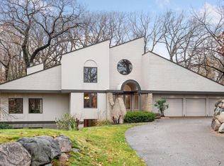 12620 Bent Tree Rd, Minnetonka, MN 55305