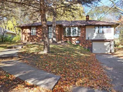 2945 Troseth Rd, Roseville, MN, 55113