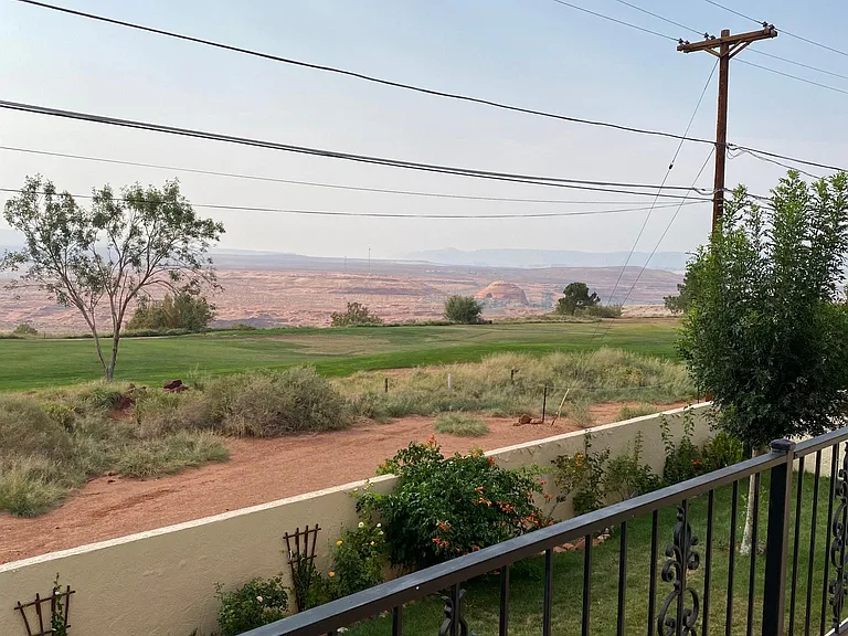 136 S Navajo Dr — Photo 8