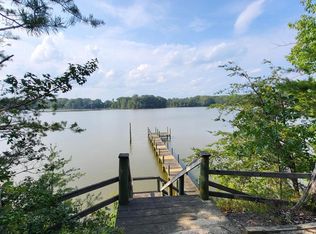 224 Anchor Ln, Colonial Beach, VA 22443