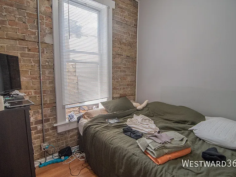 1479 W Huron St #2R — Photo 7