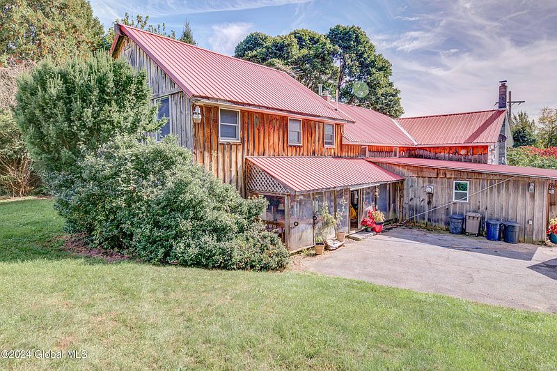 4th image of 263 Griffis Road