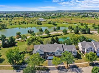 2730 Lorraine Cir, Geneva, IL 60134