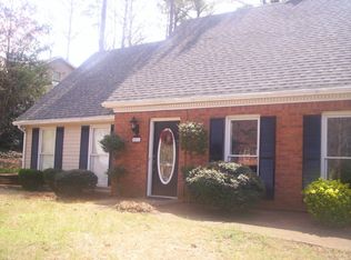 1576 Willow Dr, Marietta, GA 30066