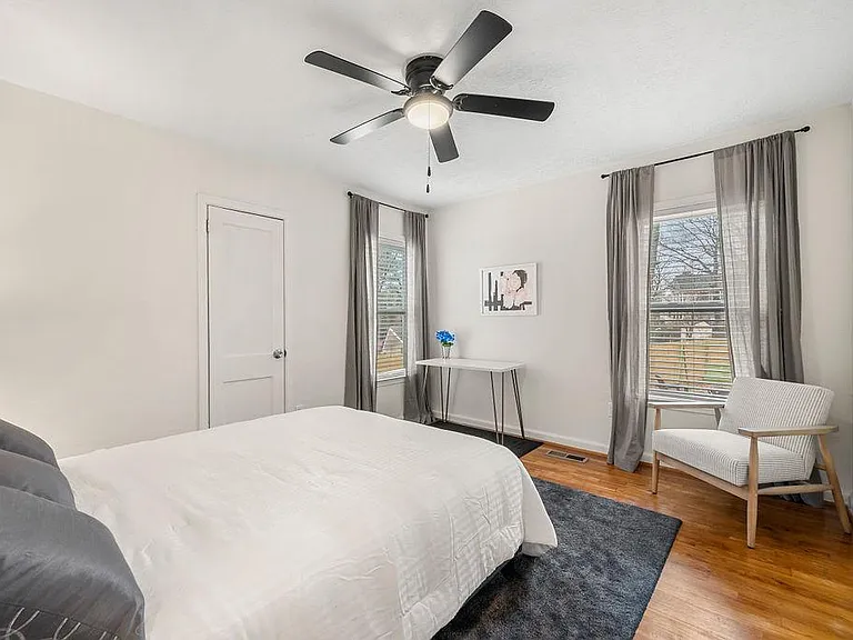 711 Campbell Cir — Photo 11