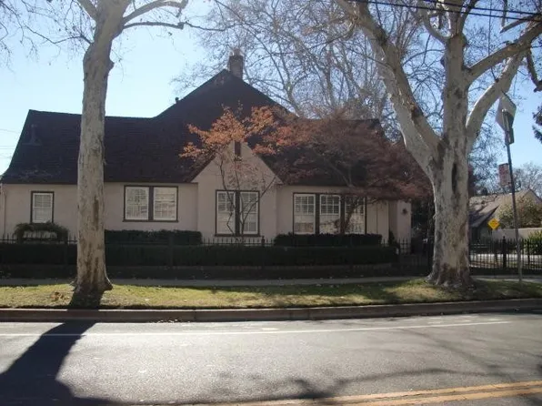 801 35th St, Sacramento, CA 95816