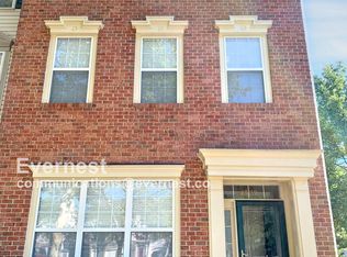 43559 Mink Meadows St, Chantilly, VA 20152