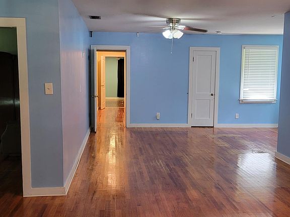 Livingroom/diningroom